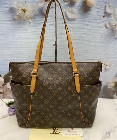 authentic louis vuitton monogram totally mm|louis Vuitton Monogram canvas eva.